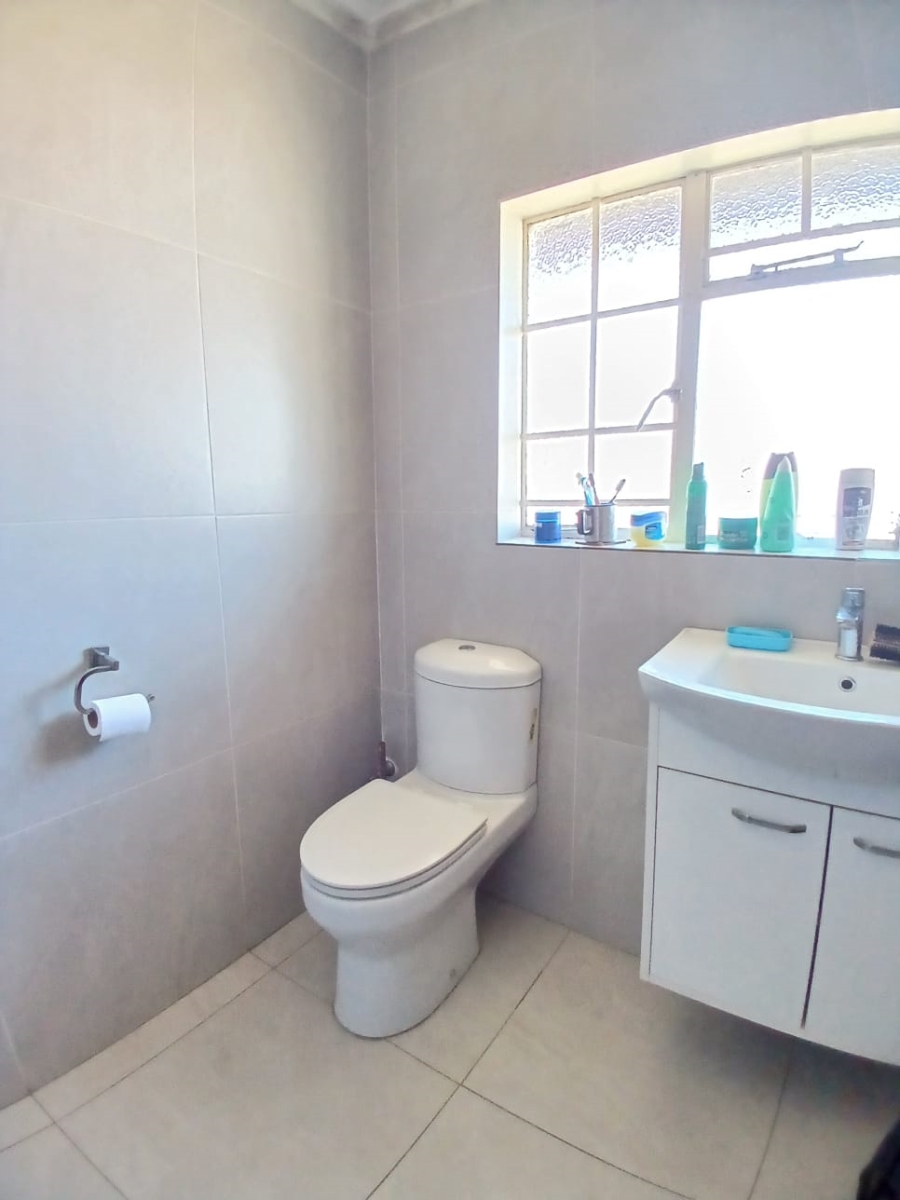 4 Bedroom Property for Sale in Vaalpark Free State